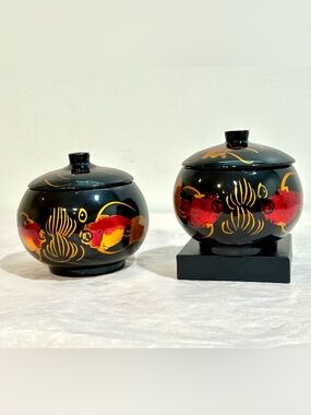 Pair Of Vtg Japanese Wood Bowls W/Lid Lacquer Finish Artistic Koi Fish Motif